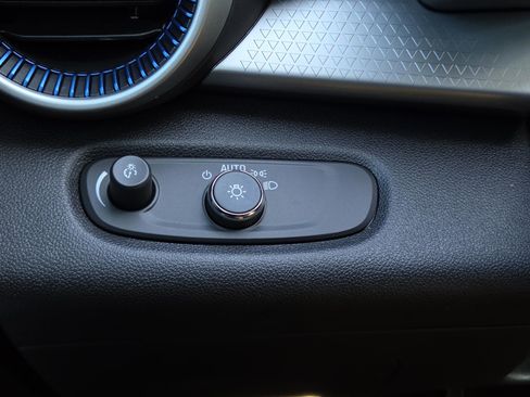 New 2026 Chevrolet Trax LS image 16