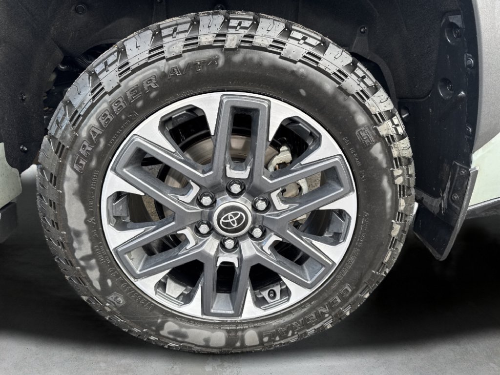 Used 2024 Toyota Sequoia Limited AWD/4WD image 15