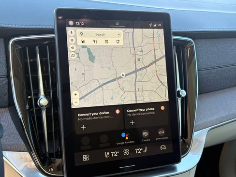 New 2026 Volvo XC90 B6 Ultra image 17