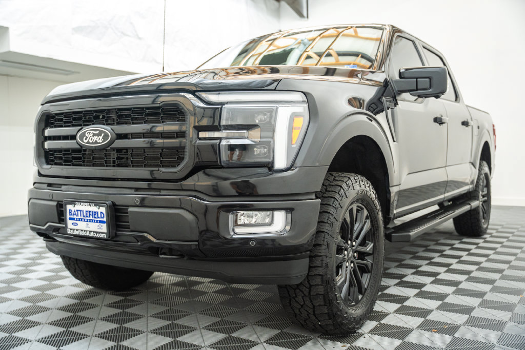 Used 2024 Ford F150 Lariat w/ Bed Utility Package AWD/4WD image 3