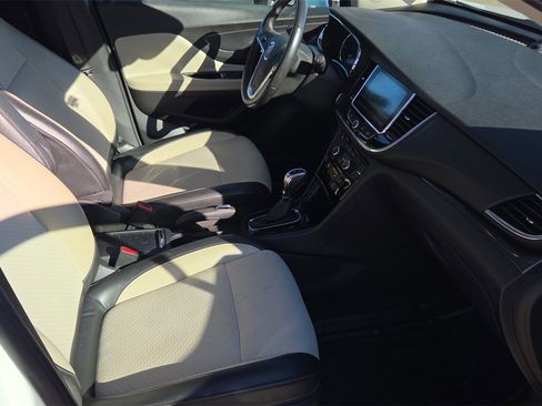 Used 2020 Buick Encore Preferred w/ Safety Package image 26