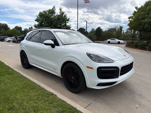Used 2021 Porsche Cayenne GTS AWD/4WD image 4