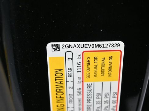 Used 2021 Chevrolet Equinox LT AWD/4WD image 9