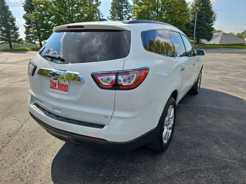 Used 2017 Chevrolet Traverse LT w/ Style and Technology Package AWD/4WD image 6