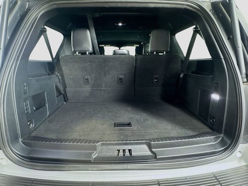 Used 2019 Ford Expedition Max XLT w/ Equipment Group 202A AWD/4WD image 32