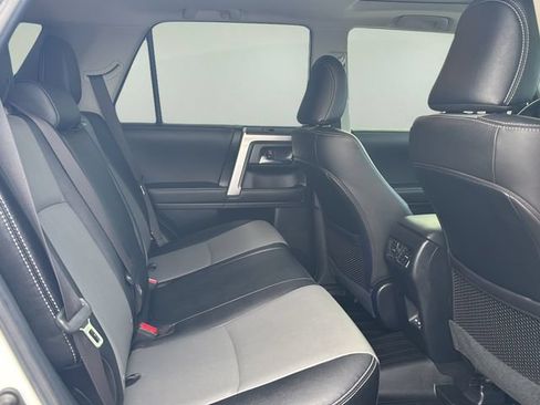Used 2023 Toyota 4Runner SR5 Premium w/ Moonroof Package AWD/4WD image 15