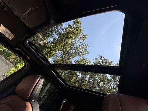 New 2025 Lincoln Navigator L Reserve image 40