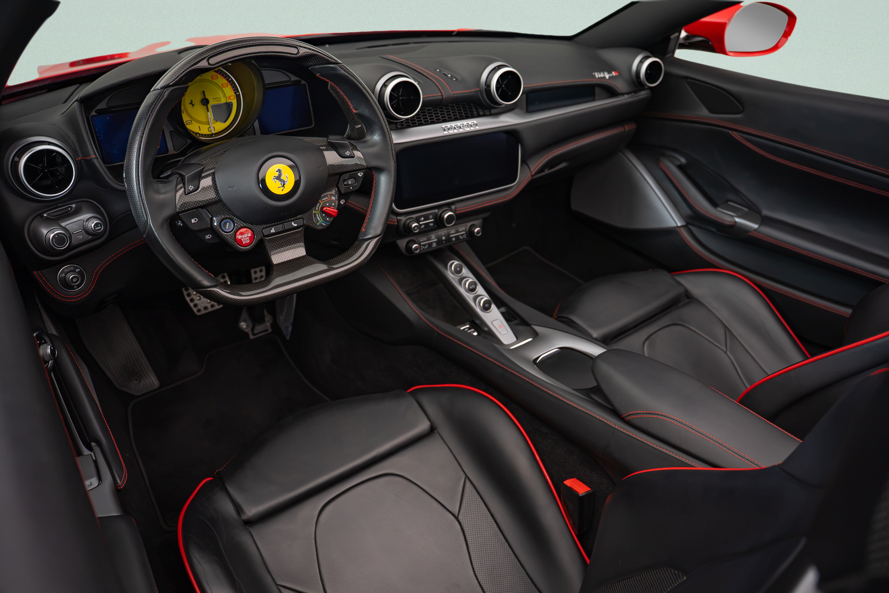Used 2023 Ferrari Portofino M RWD image 8