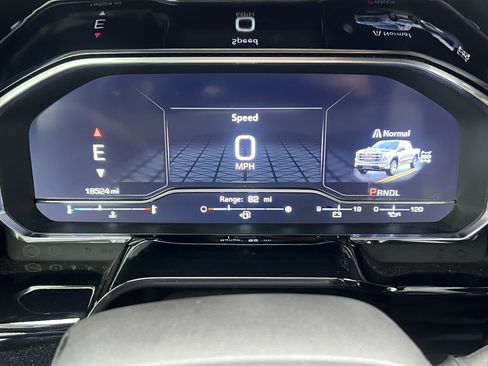 Used 2024 GMC Sierra 1500 SLE image 25