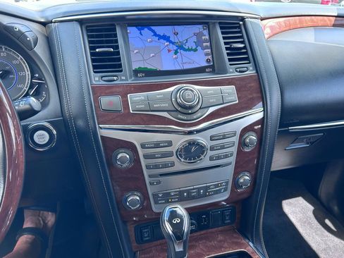 Used 2019 INFINITI QX80 Luxe w/ Proassist Package image 4
