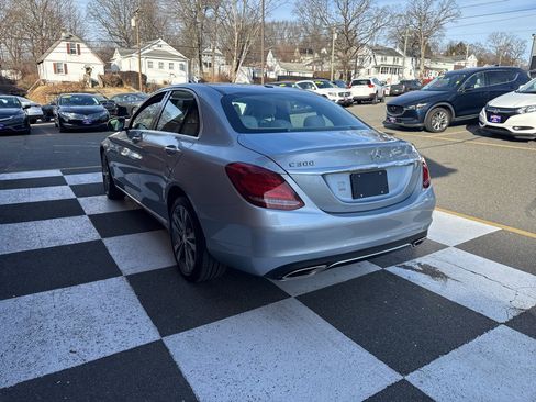 Used 2016 Mercedes-Benz C 300 4MATIC Sedan image 4