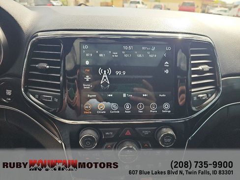 Used 2021 Jeep Grand Cherokee Limited AWD/4WD image 21