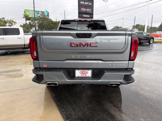 Used 2023 GMC Sierra 1500 Denali w/ Technology Package AWD/4WD image 7