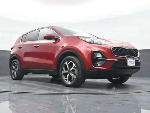 Used 2022 Kia Sportage LX image 24