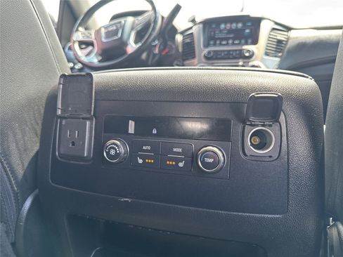Used 2019 GMC Yukon SLT AWD/4WD image 30
