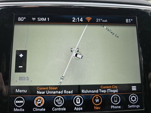 Used 2022 Jeep Grand Cherokee Laredo X image 19