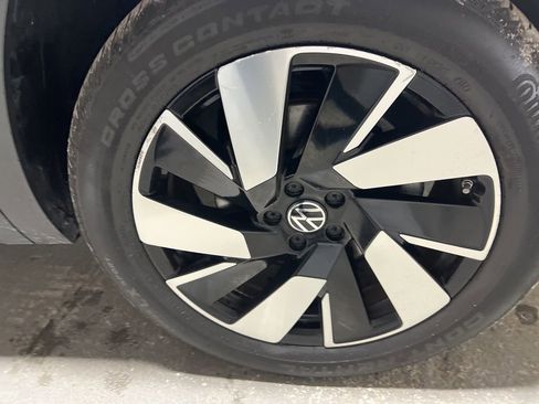 Used 2025 Volkswagen Atlas Cross Sport SE image 41