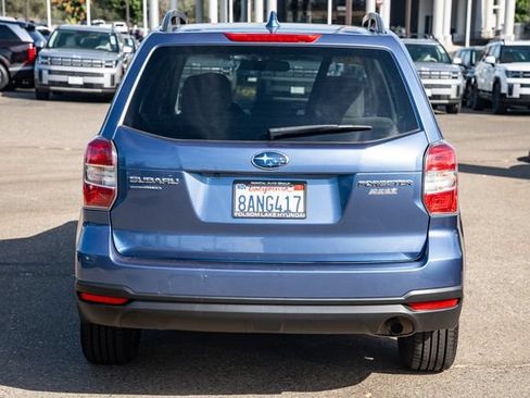 Used 2016 Subaru Forester 2.5i Premium w/ All-Weather Package AWD/4WD image 4