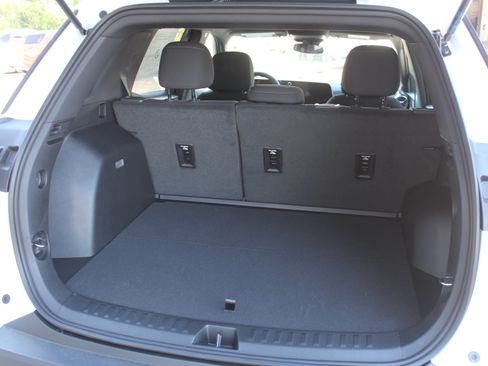 New 2026 Chevrolet Equinox LT FWD image 17