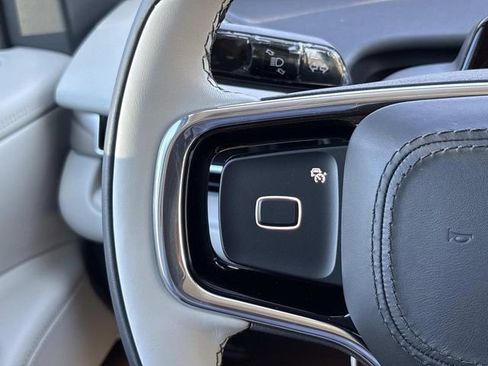 New 2025 Lincoln Navigator Reserve AWD/4WD image 26