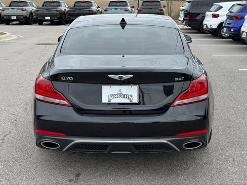 Used 2021 Genesis G70 3.3T image 12