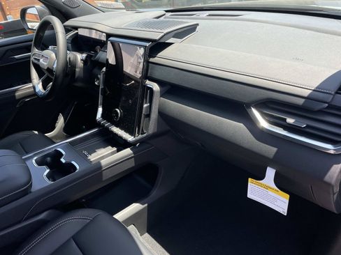 New 2026 GMC Acadia Elevation w/ Black Edition FWD image 29