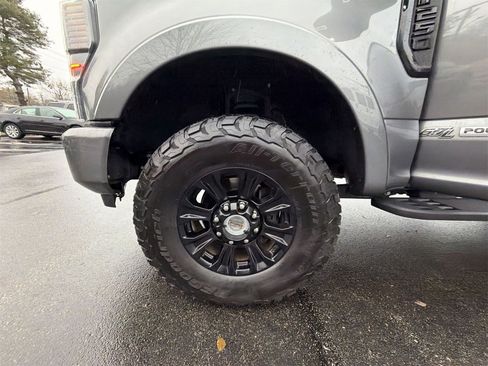 Used 2022 Ford F250 Lariat w/ Tremor Off-Road Package image 29