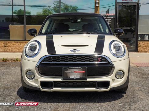 Used 2017 MINI Cooper S FWD image 2