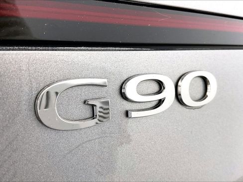 Used 2023 Genesis G90 3.5T image 31