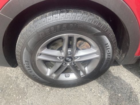 Used 2017 Hyundai Santa Fe Sport AWD/4WD image 31
