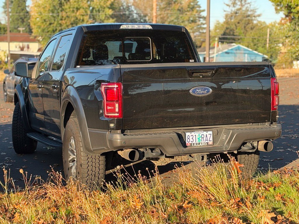 Used 2017 Ford F150 Raptor w/ Equipment Group 802A Luxury AWD/4WD image 2