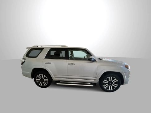 Used 2022 Toyota 4Runner Limited image 9