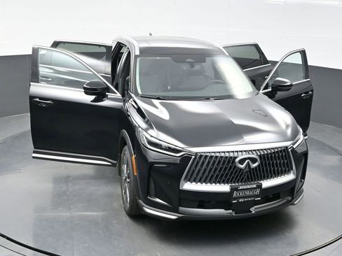 New 2026 INFINITI QX60 Luxe w/ Family Package image 37