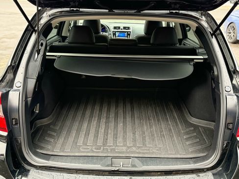 Used 2018 Subaru Outback 2.5i Limited image 40