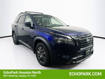 Used 2023 Nissan Pathfinder SV w/ Black Appearance Package