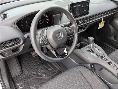 New 2026 Honda HR-V LX image 3