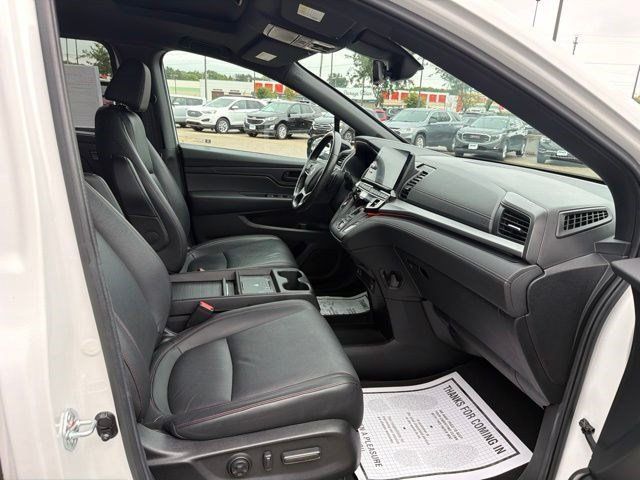 Used 2025 Honda Odyssey Sport-L image 18