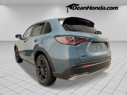 New 2027 Honda HR-V Sport image 3