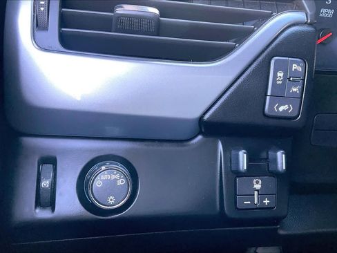 Used 2018 Chevrolet Tahoe LT w/ Max Trailering Package image 32