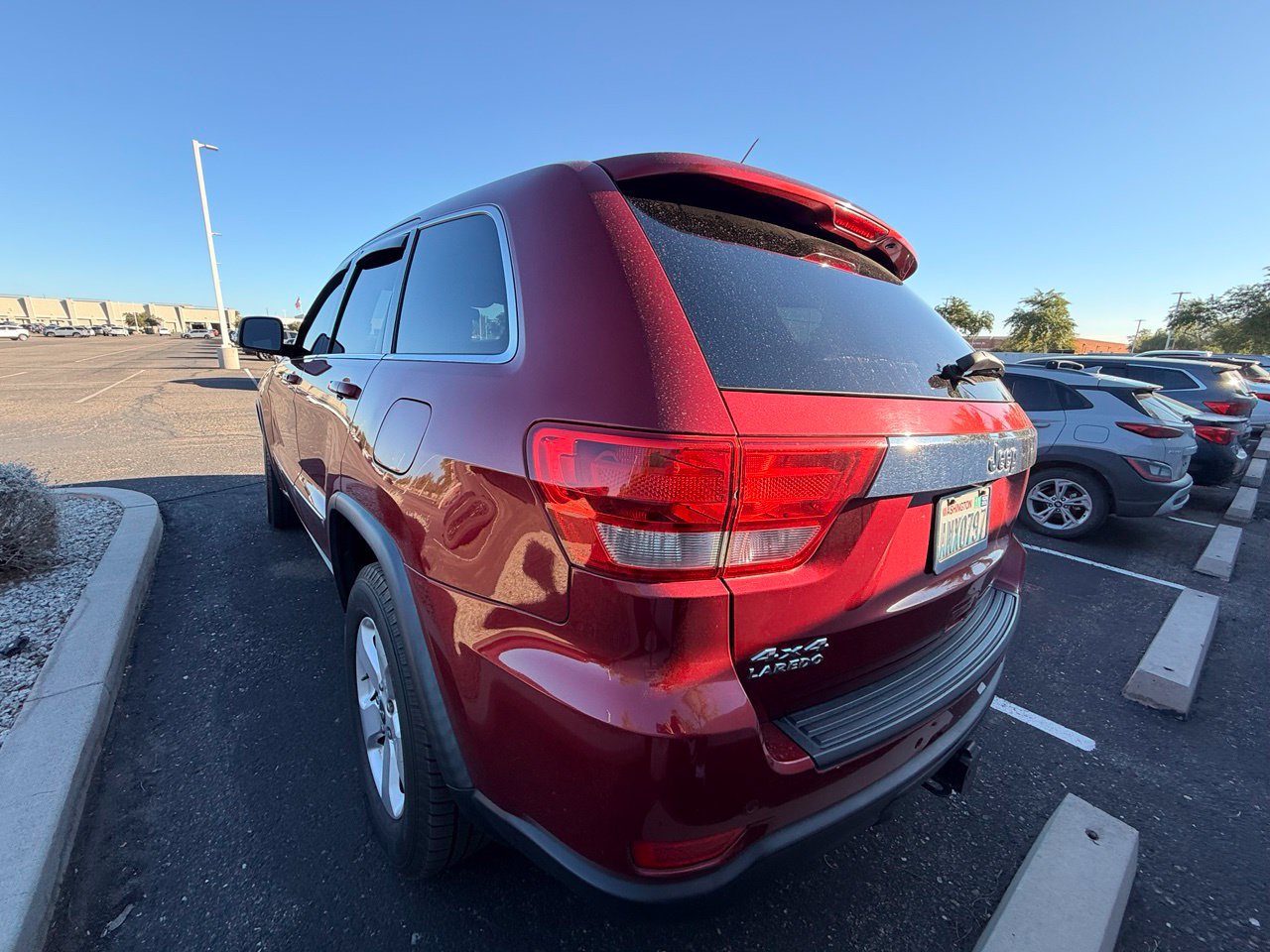 Used 2012 Jeep Grand Cherokee Laredo AWD/4WD image 5