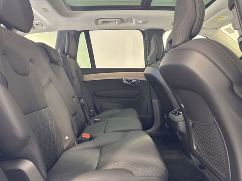 Used 2025 Volvo XC90 B6 Plus AWD/4WD image 25