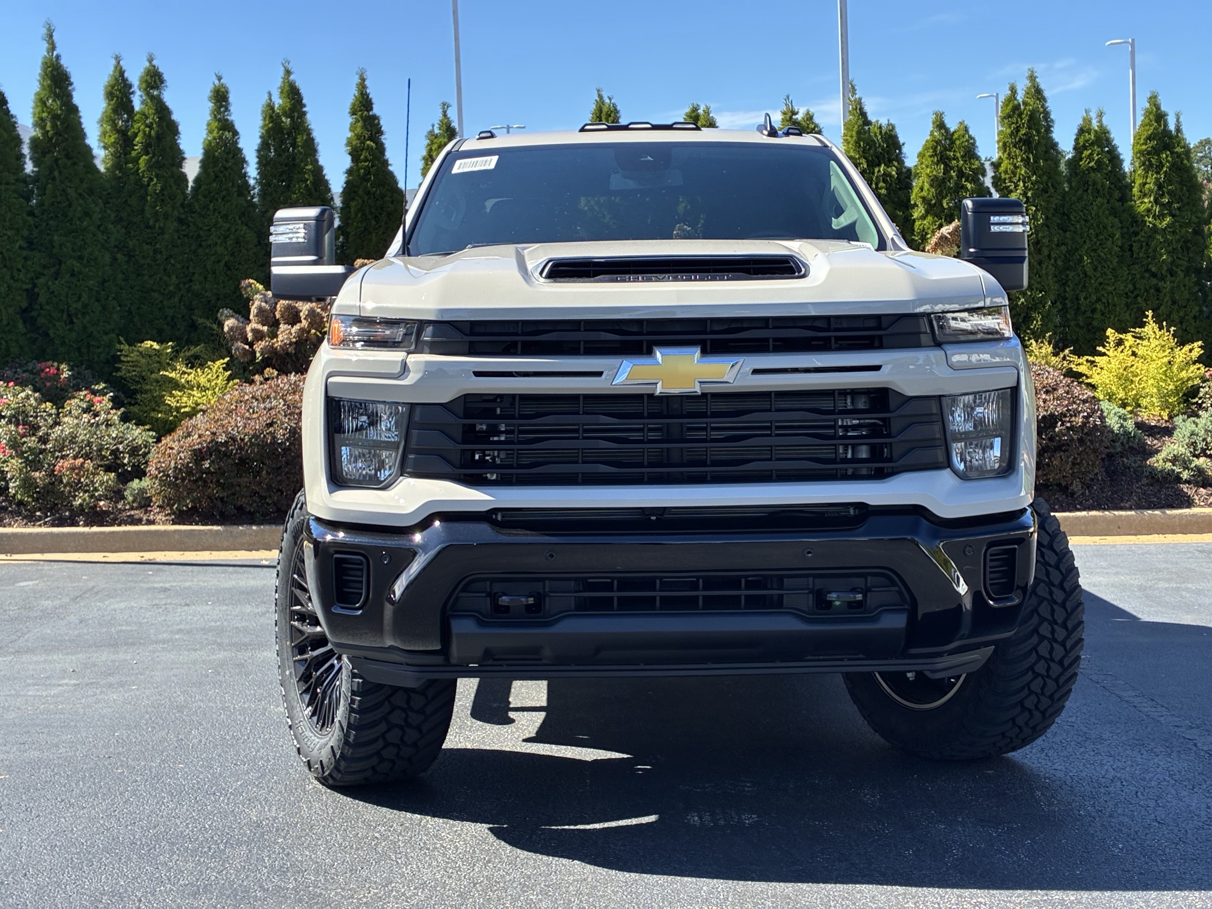 New 2026 Chevrolet Silverado 2500 Custom w/ Custom Value Package AWD/4WD image 5