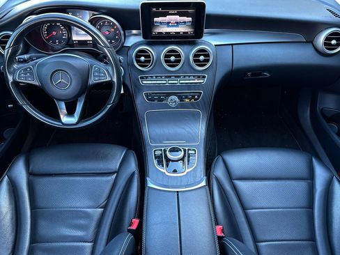 Used 2017 Mercedes-Benz C 300 Sedan image 4