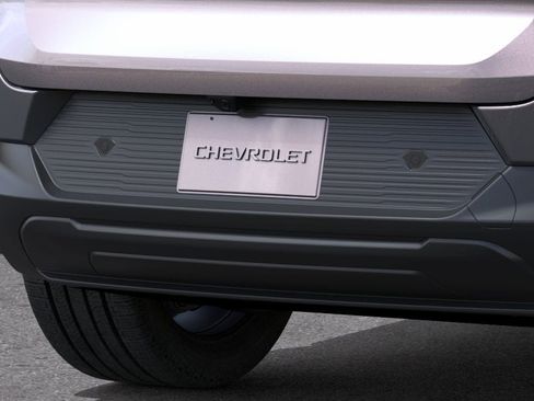 New 2026 Chevrolet Equinox EV LT w/ Convenience Package II image 40