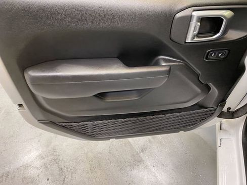 Used 2025 Jeep Wrangler Unlimited Sport AWD/4WD image 20