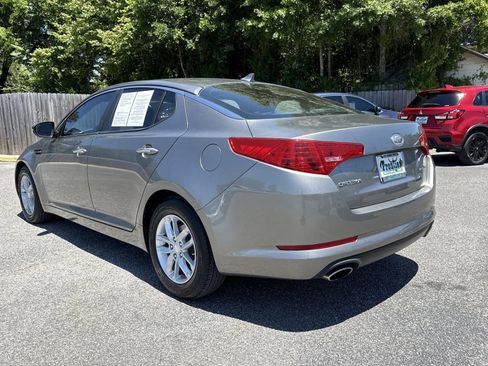 Used 2012 Kia Optima LX FWD image 4