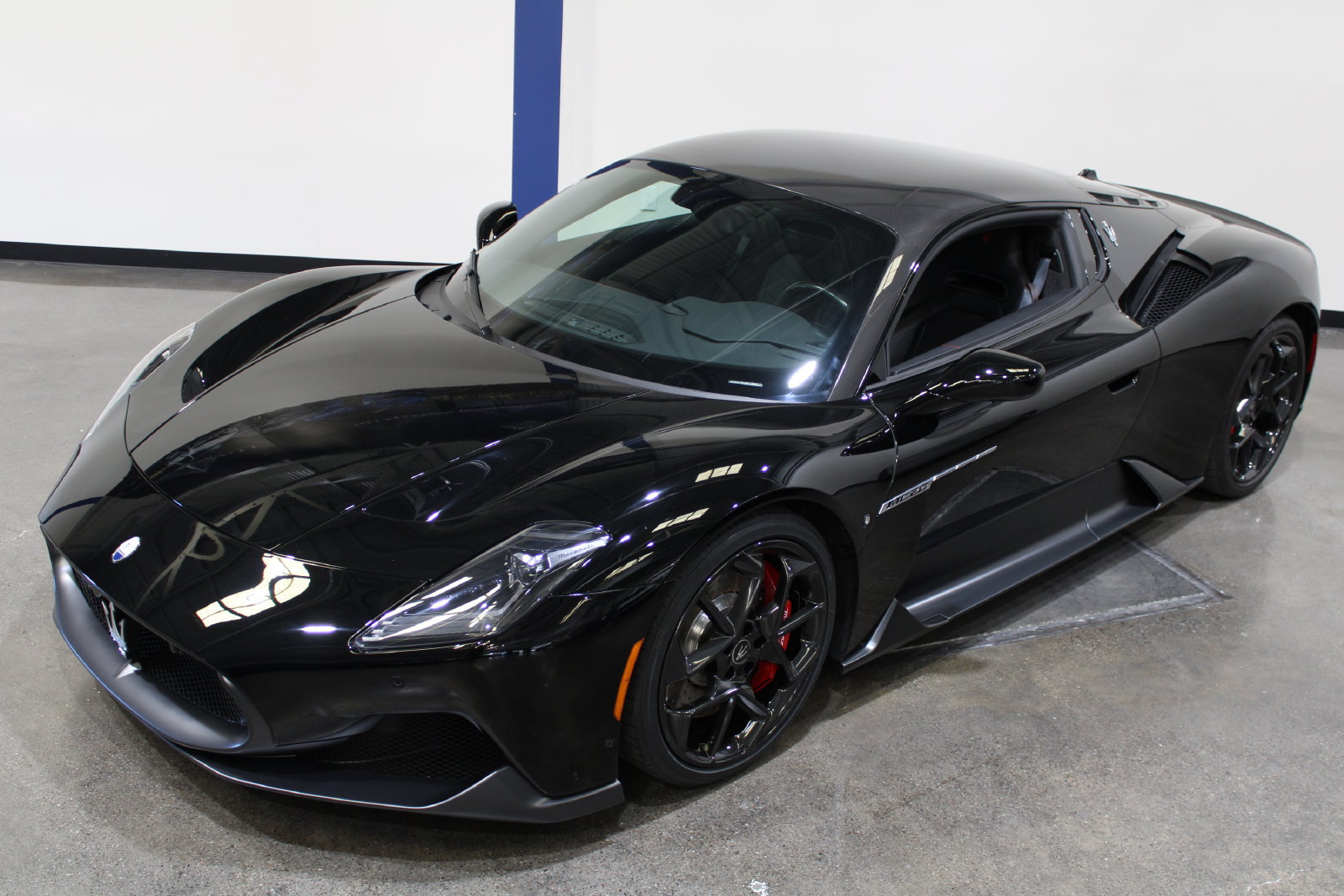 Used 2022 Maserati MC20 Coupe RWD image 11