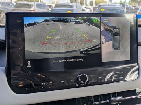 New 2025 Mitsubishi Outlander SE image 22