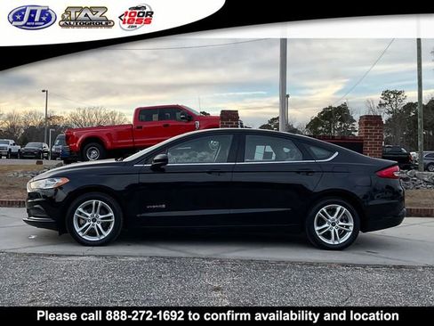 Used 2018 Ford Fusion S image 4