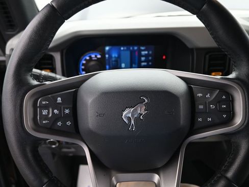 Used 2021 Ford Bronco Badlands AWD/4WD image 11